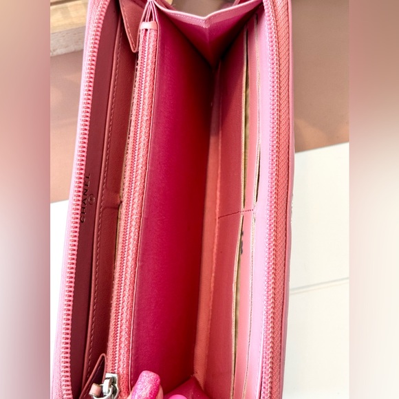 Pink Chanel Camellia Flower Zippy Wallet - Picture 10 of 16